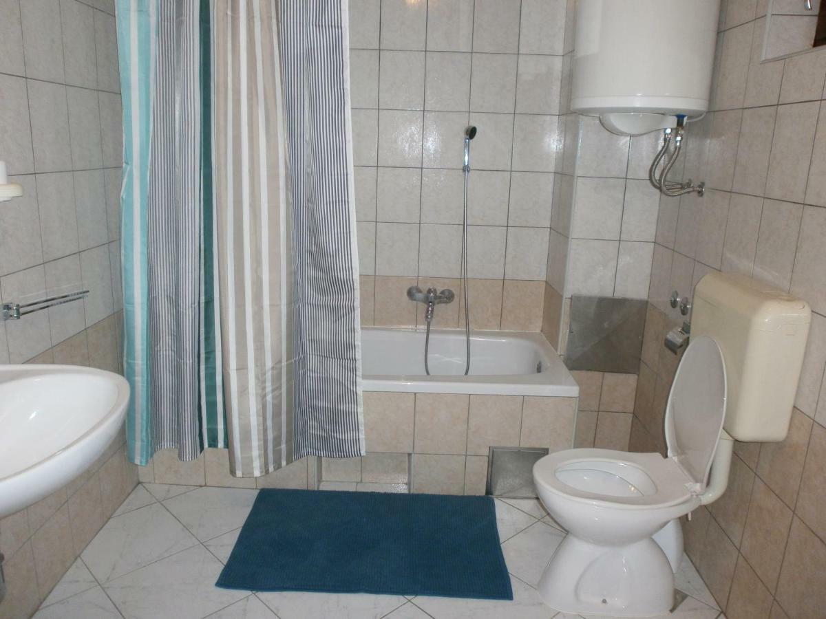 Apartment Marine Drage Bagian luar foto